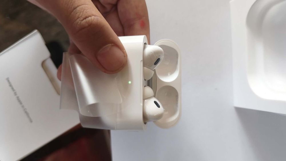 Airpods pro 2 nou