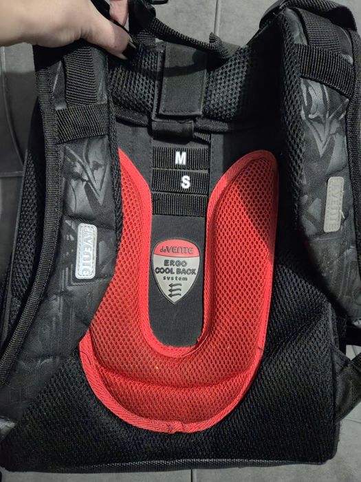 Отдам школьный рюкзак