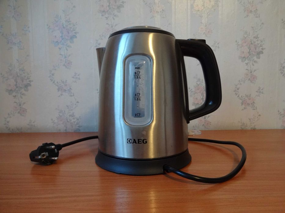 електрическа кана AEG
