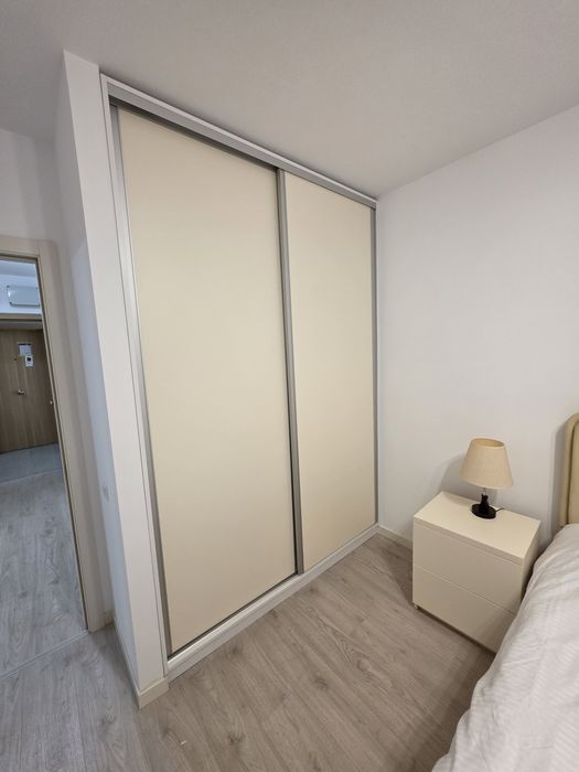 Mobilă la comandă București — bucătării, dressing, dulapuri, living -