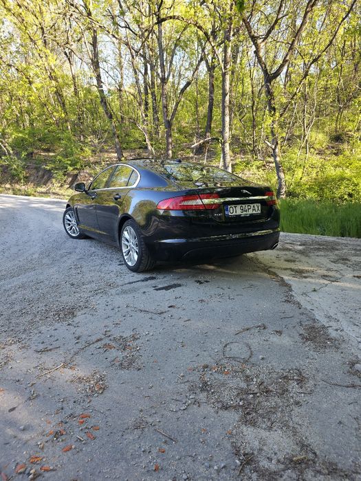 Jaguar XF 2.2d Proprietar, pachet Portfolio