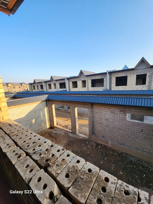 Продаётся Hi-tech (каробка)в элитной махалле Адрес: Лимонария или Лок