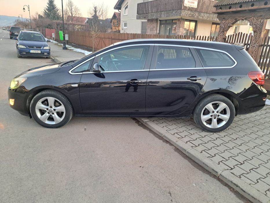 Opel Astra J  1.7 CDTI