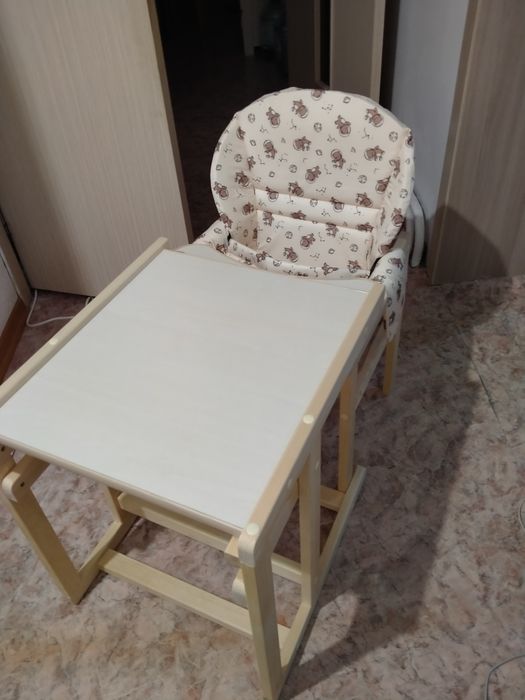 Детский стул для кормления