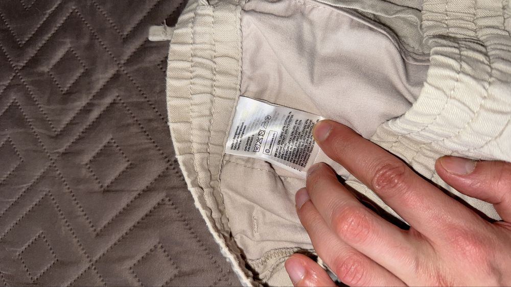 Pantaloni scurti HM, marimea L, bej