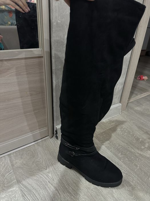 Зимние замшевые ботфорты