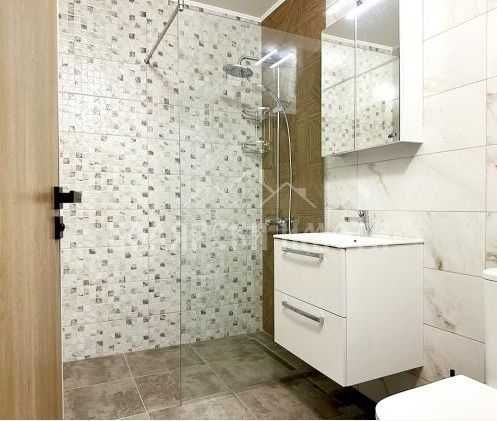 Продава се Тристаен апартамент в Велико Търново, Акация - 136 кв.м за 1912 €/кв.м - Снимка #11