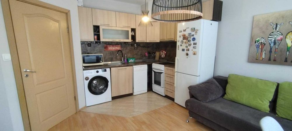 Продава се Двустаен апартамент в Варна, Автогара - 50 кв.м за 2458 €/кв.м - Снимка #1
