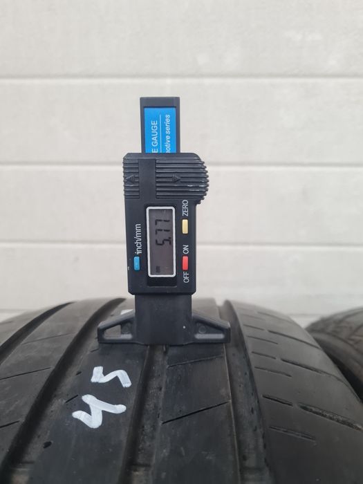 Летни гуми 2 броя BRIDGESTONE Turanza T005A 225 45 R19 дот 0220