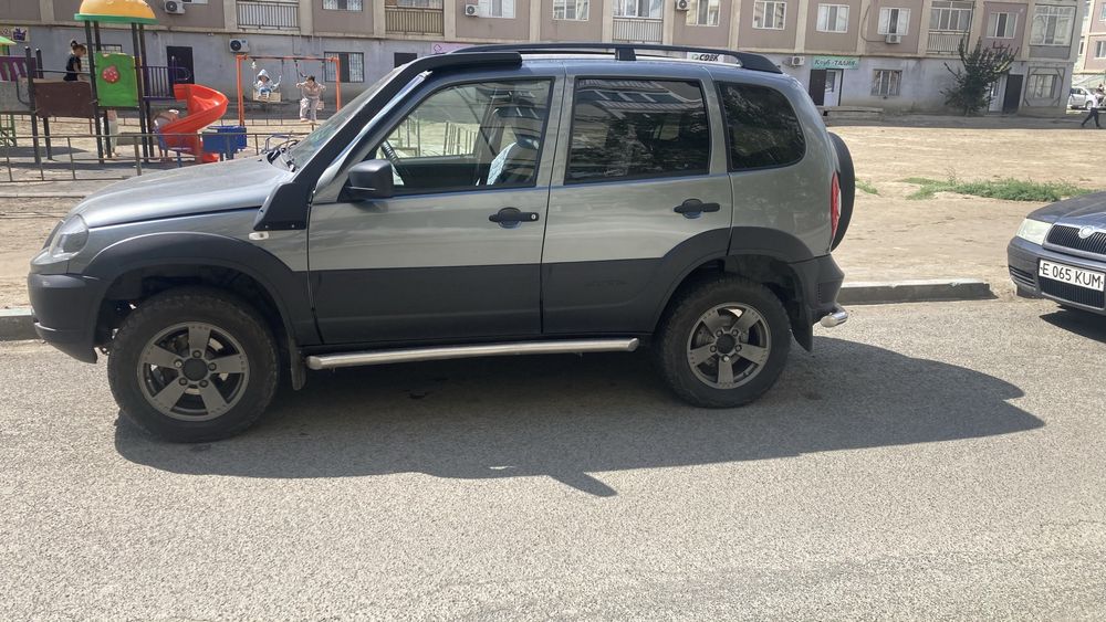 Шевролет нива