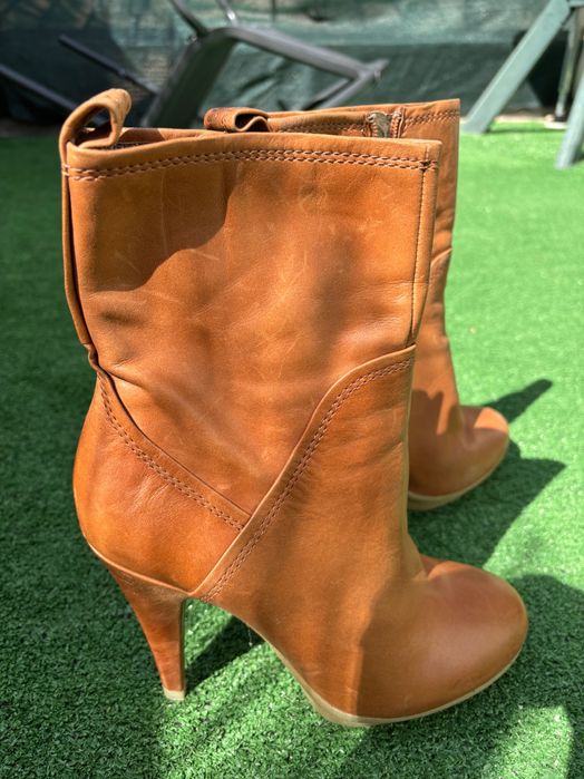 Дамски зимни боти естествена кожа