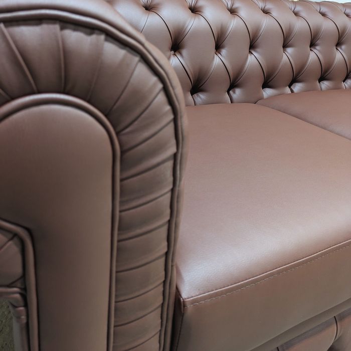 Диван Честерфилд трёхместный в наличии