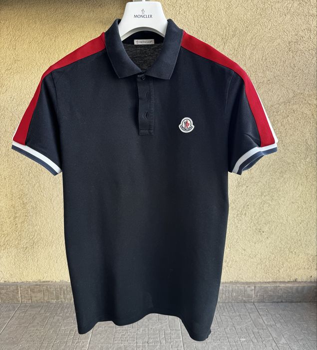 Moncler T-shirt