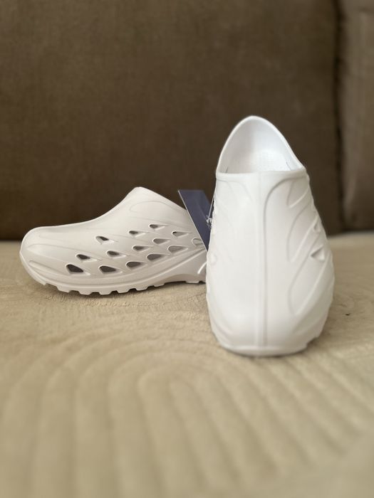 Продаются мед тапочки кроксы