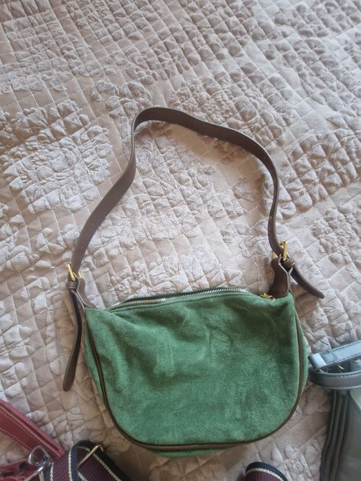 Сумки кожаные, клатчи