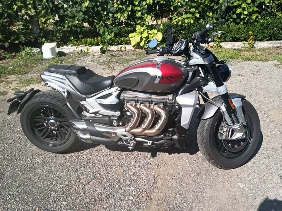 Motocicletă Triumph rocket 3R, dotări top
