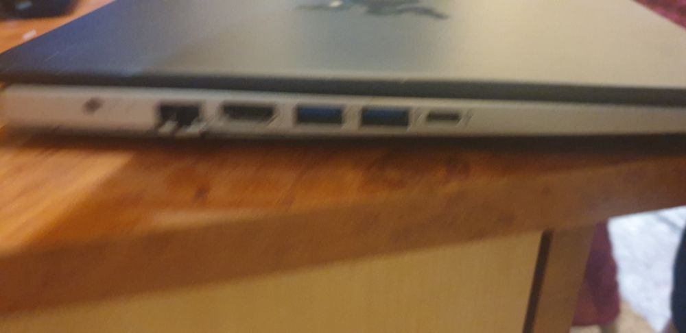 Acer aspire 5 nefunctional (pentru piese)