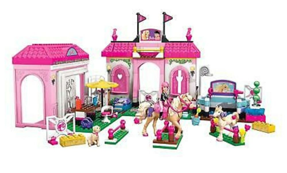 Barbie si grajdul cu cai