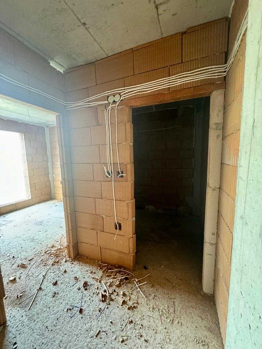 Продава се Тристаен апартамент в Велико Търново, Бузлуджа - 77 кв.м за 1189 €/кв.м - Снимка #3