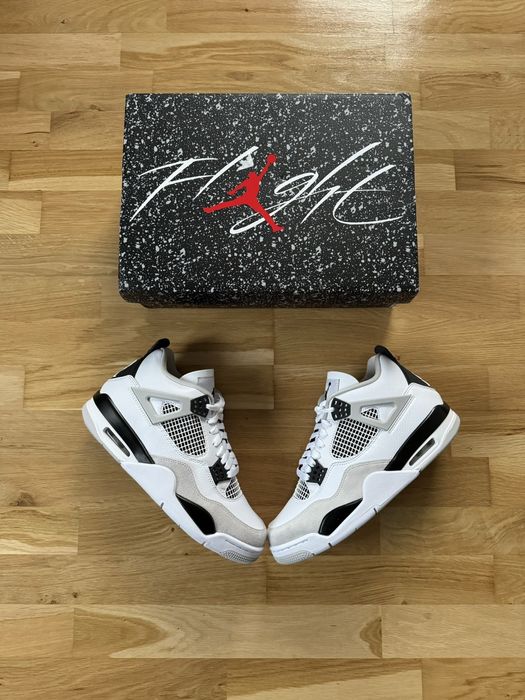 Air Jordan 4 Military Black 43