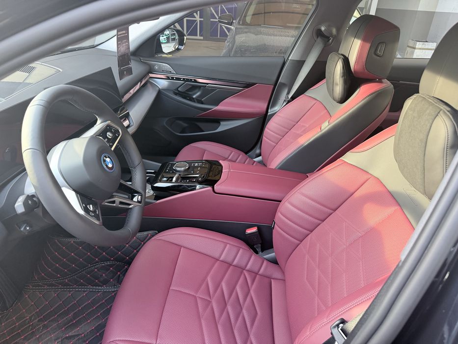 Bmw i5 40 l 2025 yili natarusga tayor