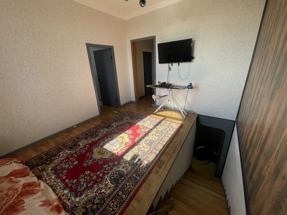 Продается дуплекс квартира (не монсарда) напротив Экобазар