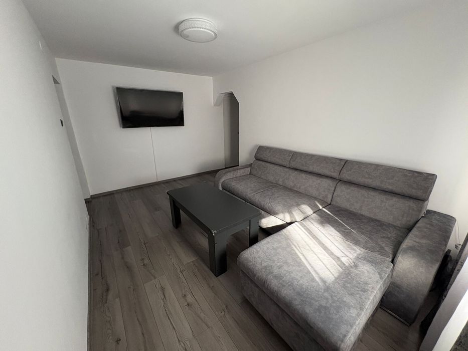 Vand apartament 3 camere 58m2 renovst la chiei