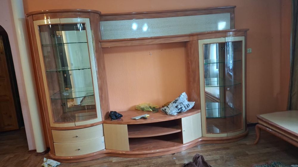 Стенка отдам даром