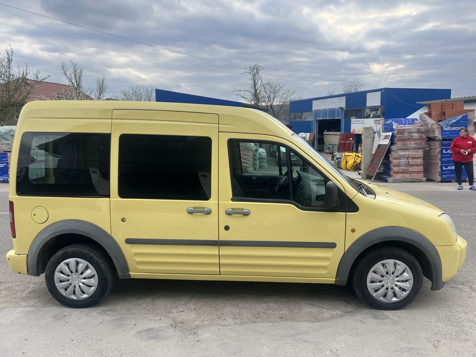 Vand Ford Turneo Connect 2007 supraînălțat