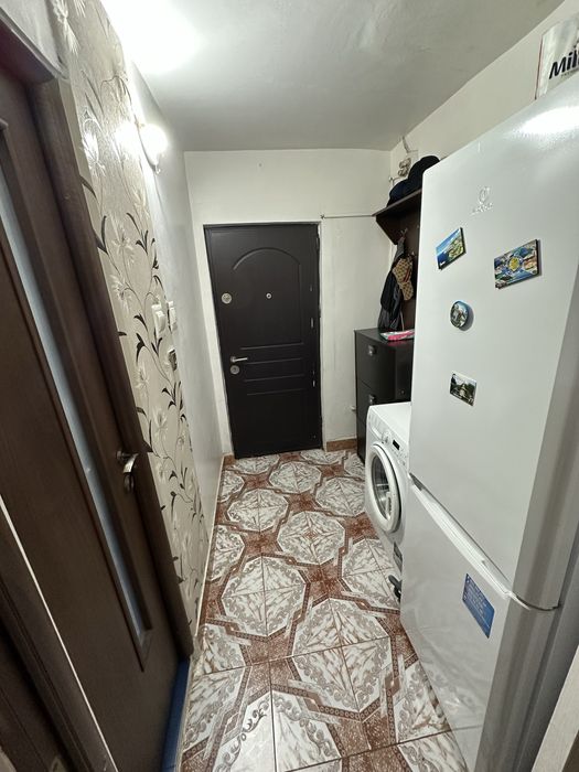 Propietar Vand Garsoniera