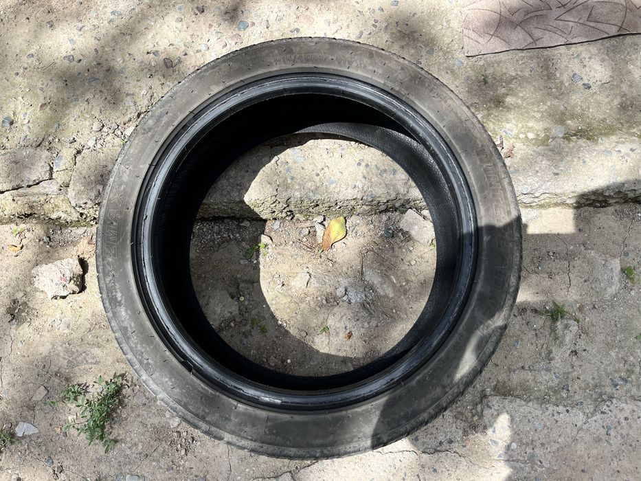 Зимняя резина 215/45 R17