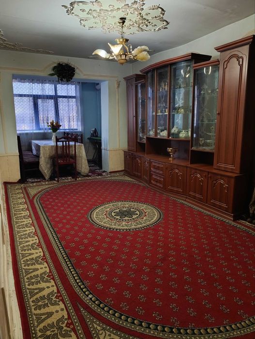 G'ijduvon sh. F.Eshpo'latov ko'chasi 3 xonali  kvartira sotiladi