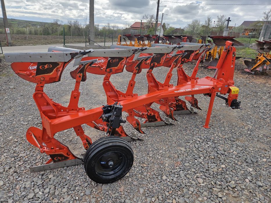 Plug Reversibil Kuhn Master 102- 4 brazde