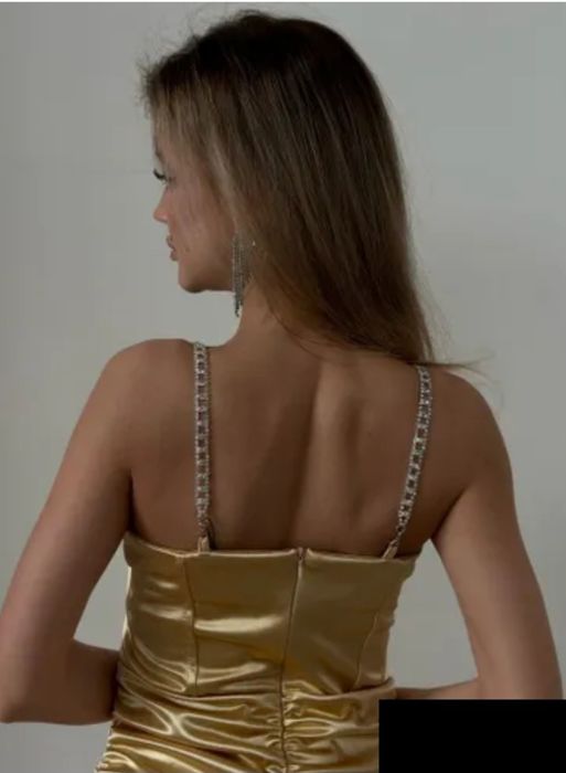 Вечерное платье (золото)