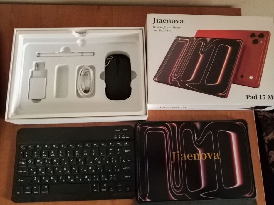 Planshet sotiladi srochna