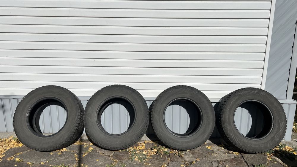 Зимние резины в хорошем состоянии