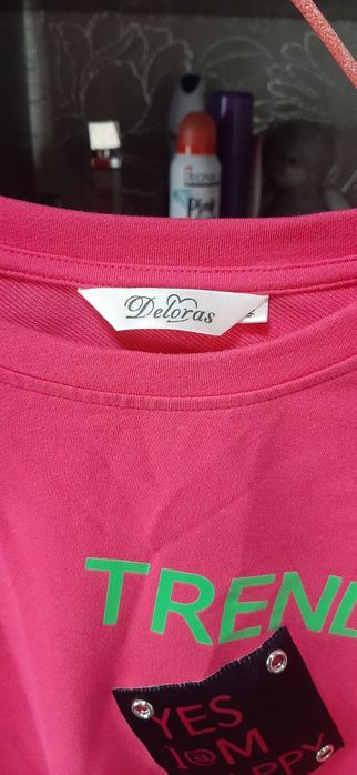 Кофточка Deloras