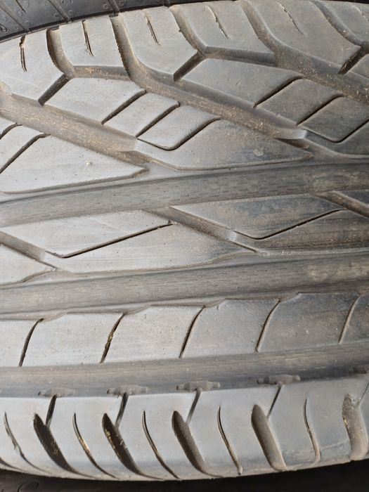 Гуми 265/70/16 Унироял