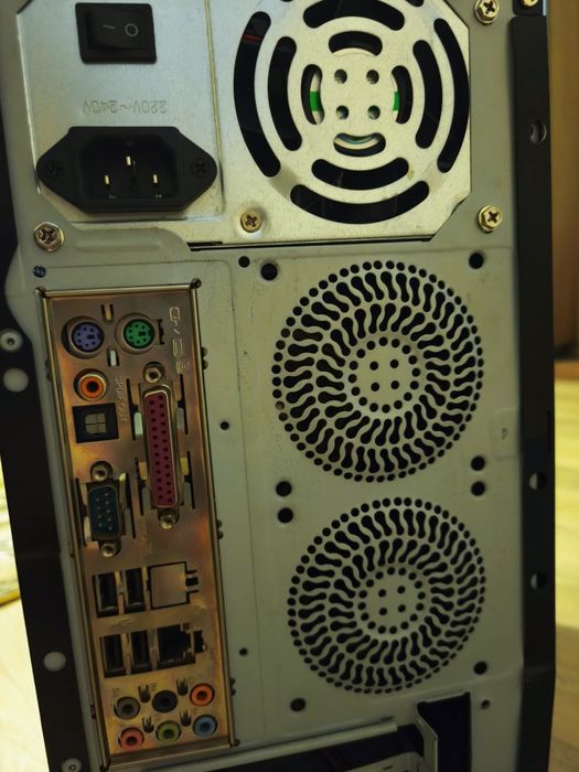 Компютър със Intel Pentium D