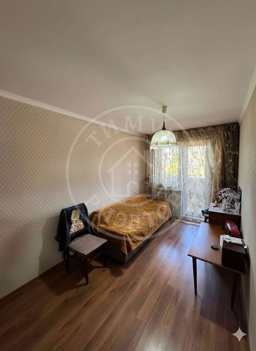 4/3/5 Метро Буюк Ипак Йули,Ул Мустакиллик,80м2,кирпичный дом, ремонт