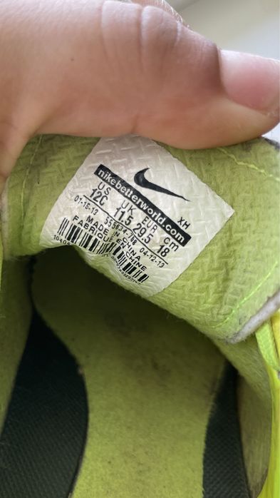 Продам бутсы оригинал Nike
