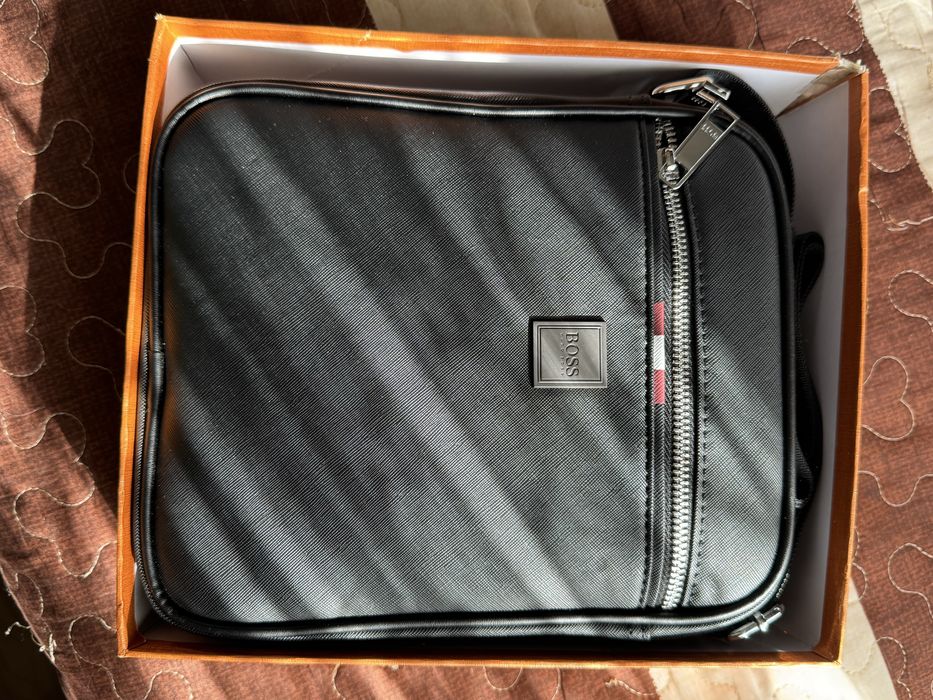 Мужская сумка через плечо