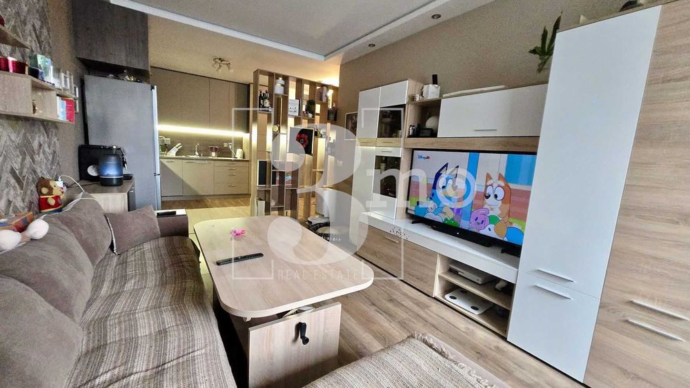 „3mo“ продава двустаен апартамент, находящ се в ж.к. Дружба 2