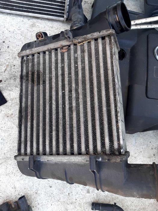Intercooler debitmetru carcasa filtru aer audi a4 b7 1.9 tdi BRB