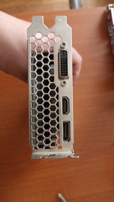 Продам Видеокарту 1050ti