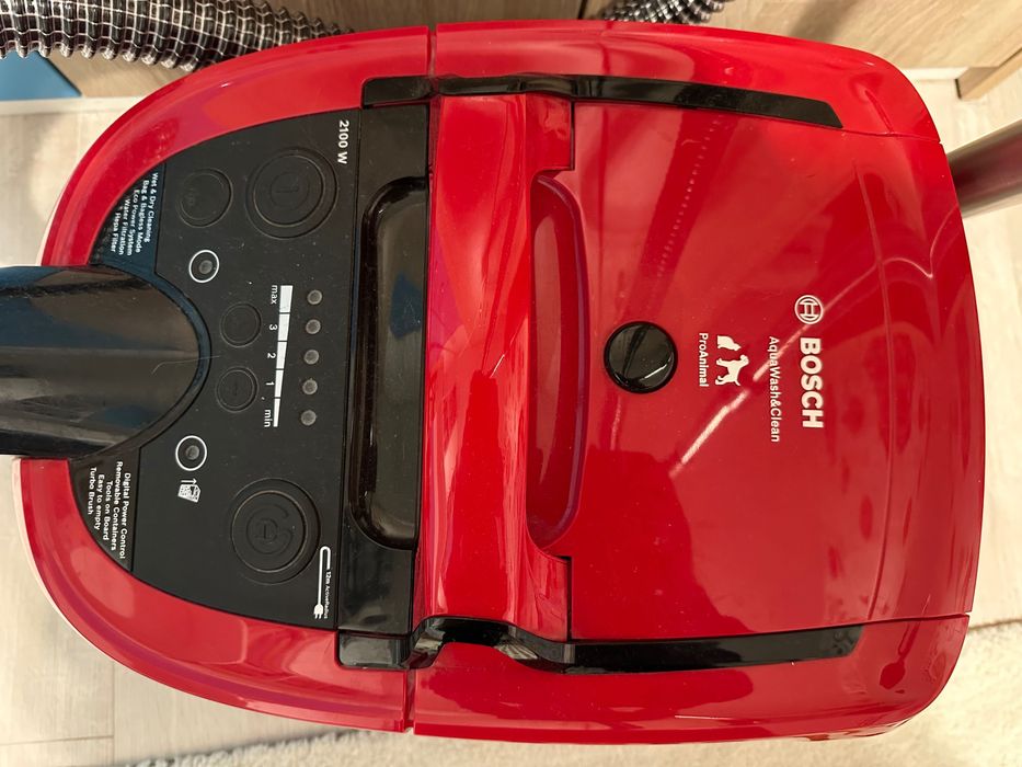 Прахосмукачка BOSCH BWD421PET