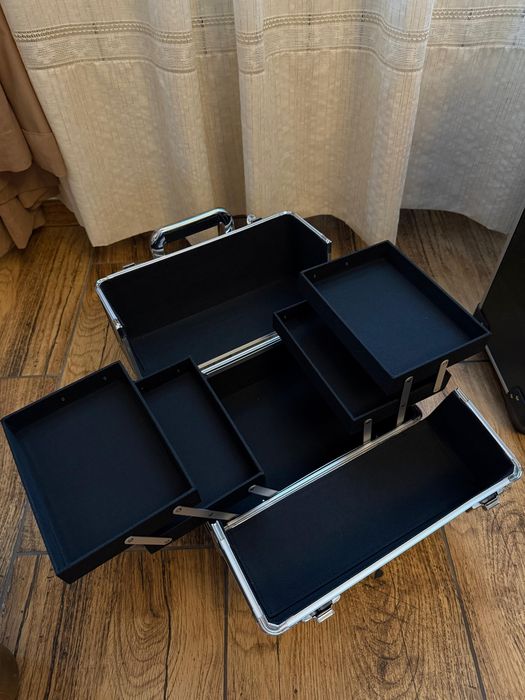 Troler compartimentat