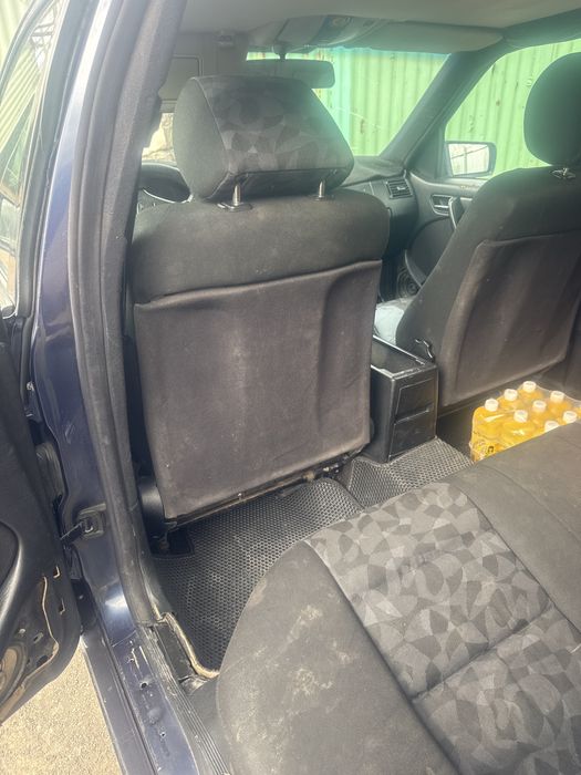 Продаю Mercedes 202-й