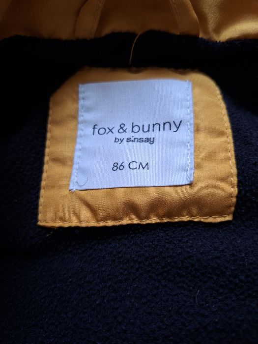 Продавам запазени якенца 10 евро