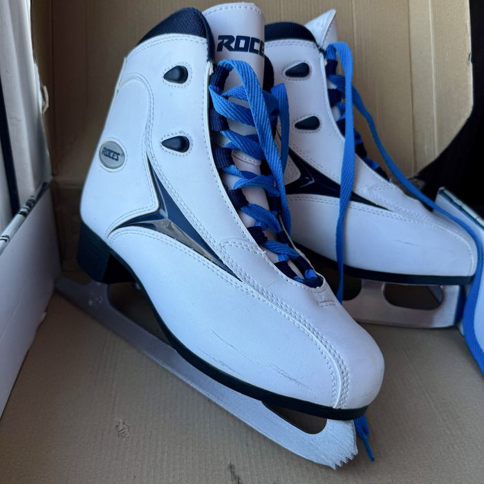 Коньки фигурные женские EU40